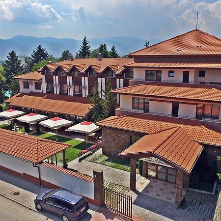 Spa Hotel Ivelia Dubnitsa Esterno foto