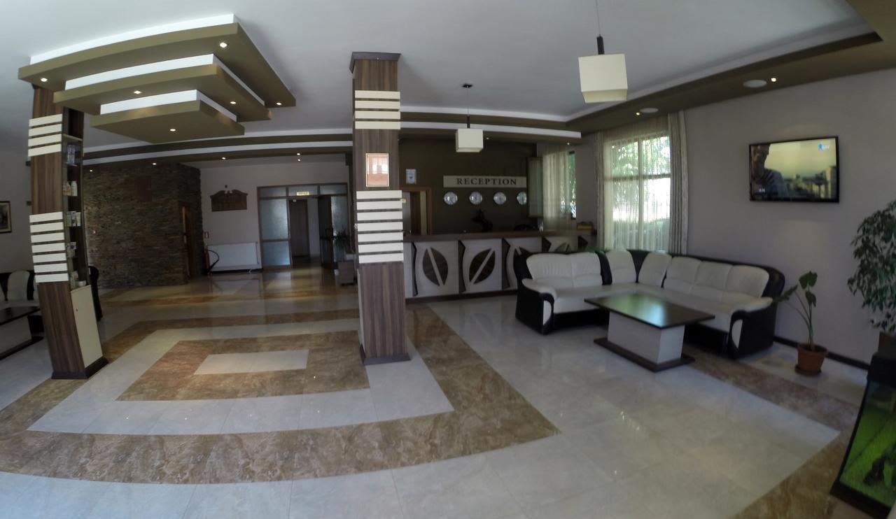 Spa Hotel Ivelia Dubnitsa Esterno foto