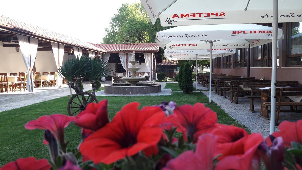 Spa Hotel Ivelia Dubnitsa Esterno foto