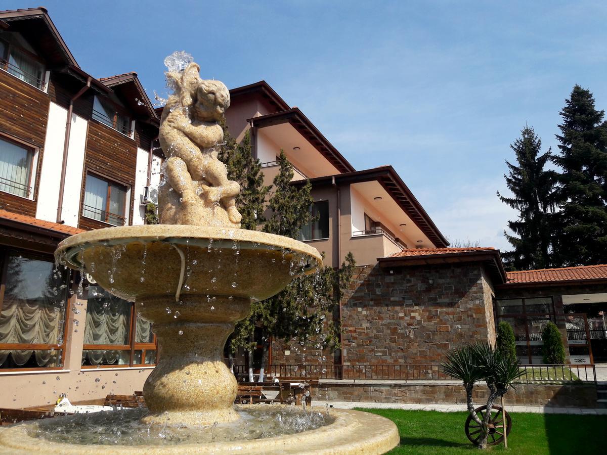 Spa Hotel Ivelia Dubnitsa Esterno foto